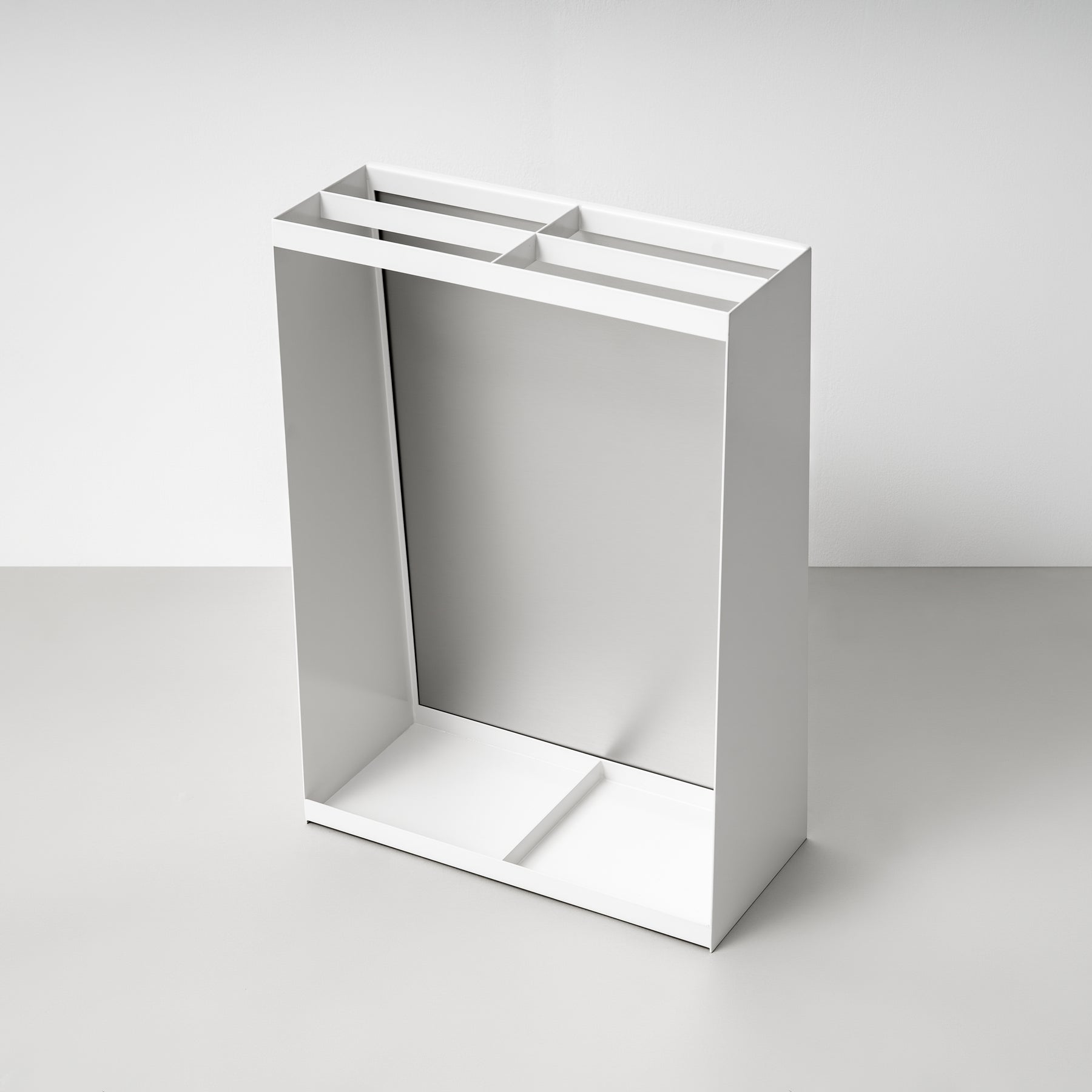 MINIMAL 傘立てサイン 使用イメージ